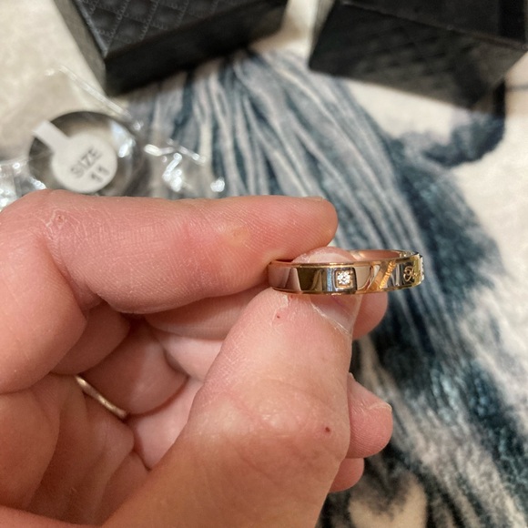 His and Hers ring set - Picture 3 of 5